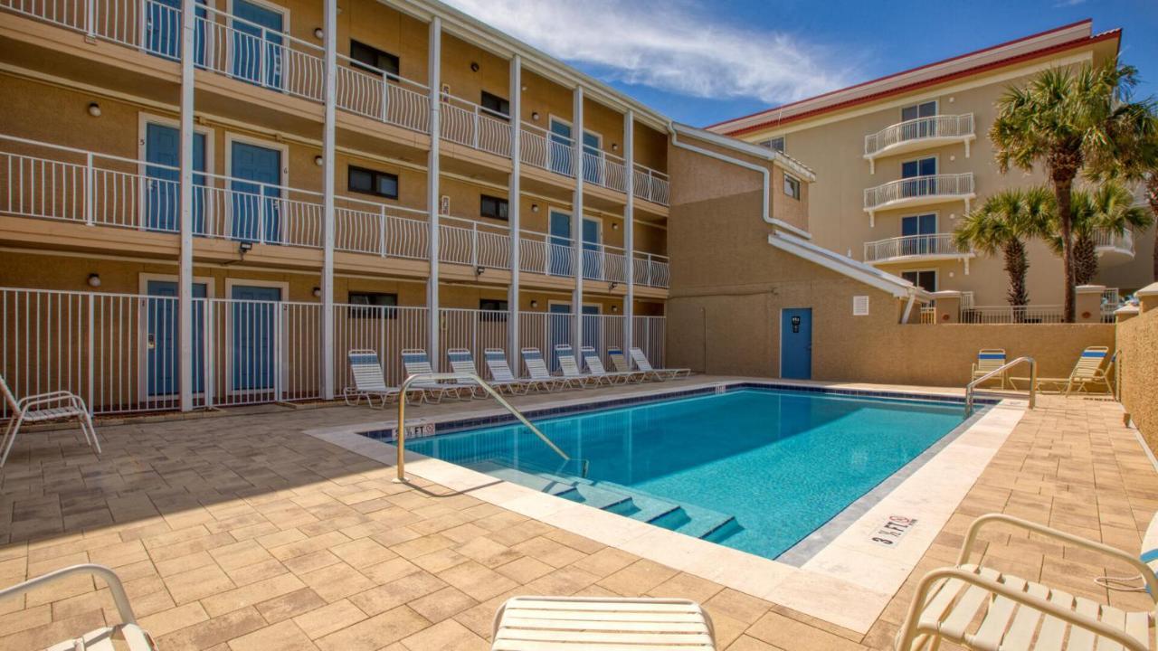 Crystal Villas 12B - Updated 2 Bedroom With Loft Beach Front Condo In The Heart Of Destin Bagian luar foto